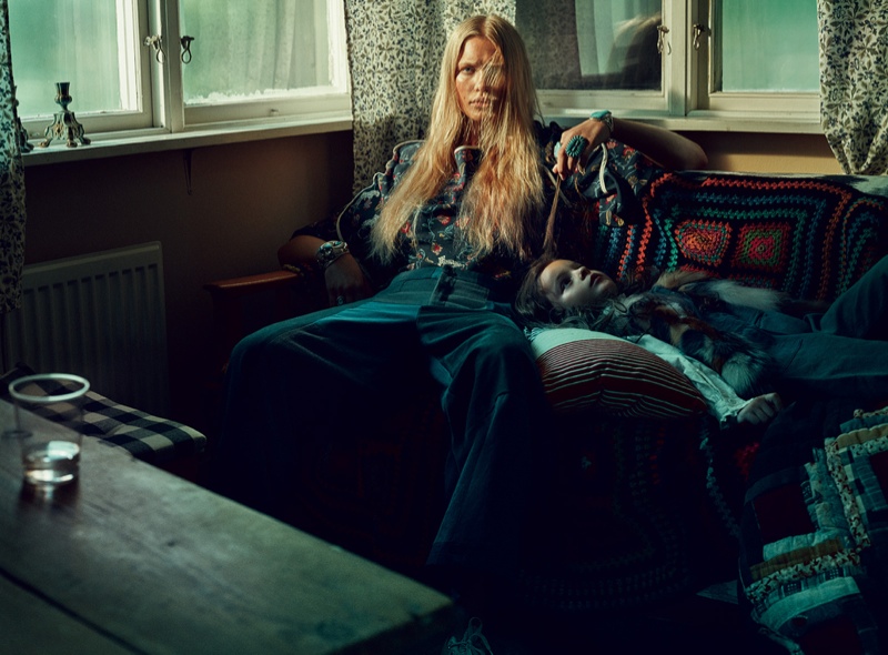 Camilla-Christensen-ELLE-Sweden-October-2015-Editorial05