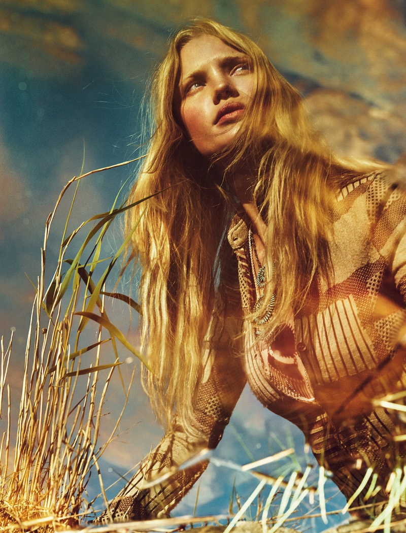 Camilla-Christensen-ELLE-Sweden-October-2015-Editorial09