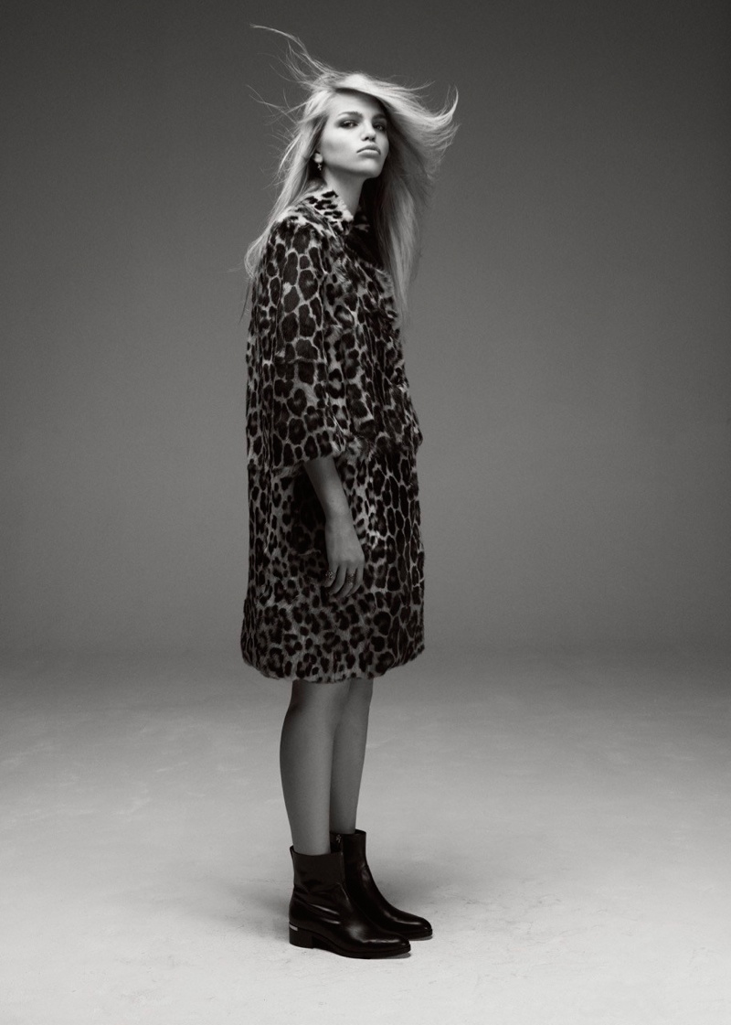 Daphne-Groeneveld-Glass-Magazine-Fall-2015-Cover-Editorial14