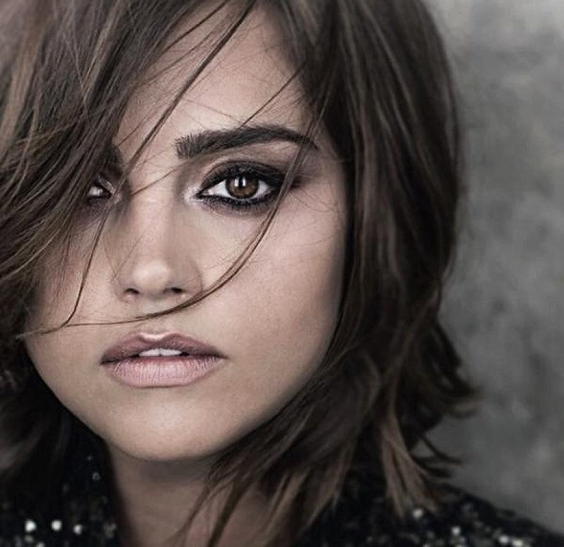‘Doctor Who’ star Jenna Coleman stars in the October 2015 issue of Harrods Magazine. The brunette sports cool looks from the British retailer.