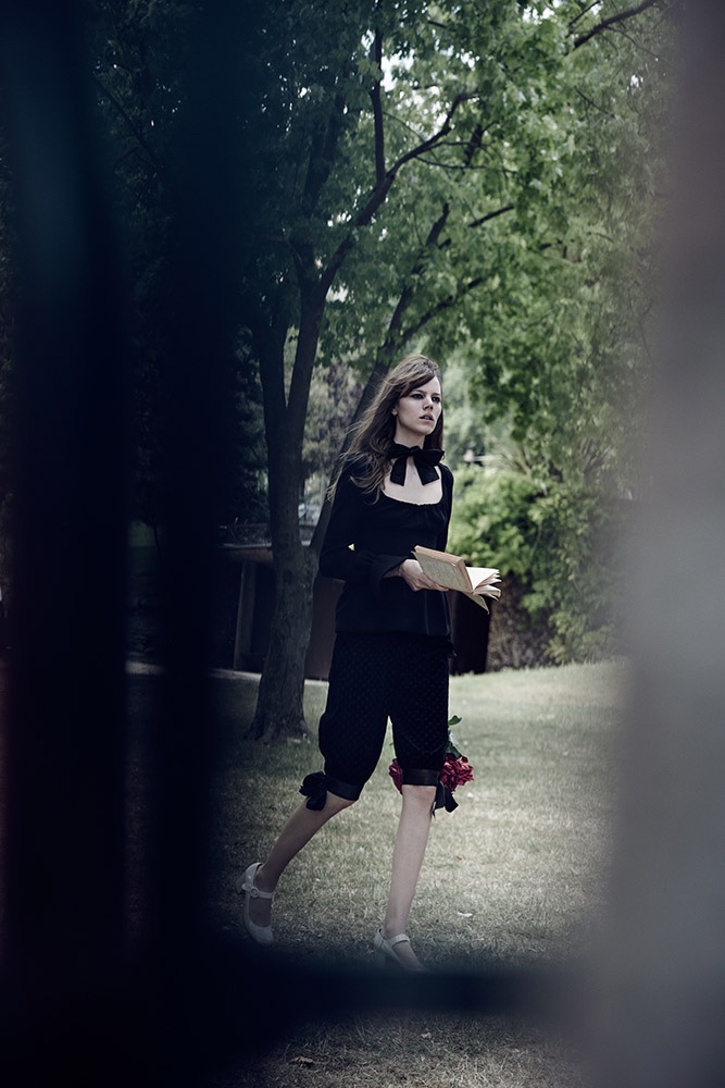 Lara-Stone-Freja-Beha-Peter-Lindbergh-Editorial15