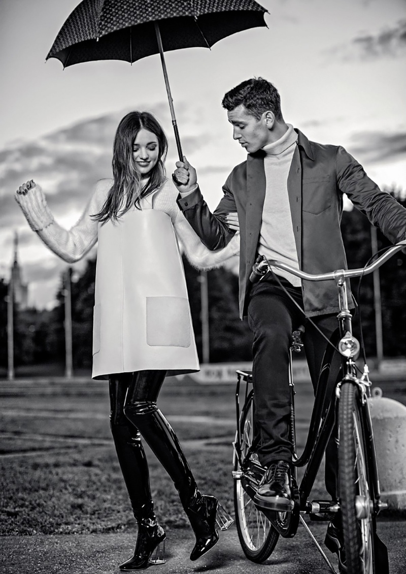 Miranda-Kerr-Tatler-Russia-October-2015-Cover-Photoshoot06