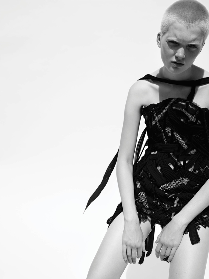 Ruth-Bell-V-Magazine-2015-Editorial03