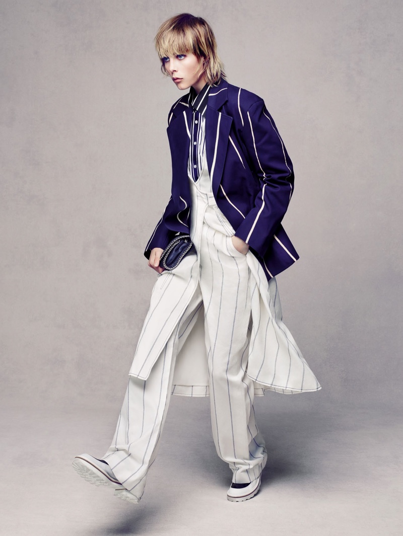 Edie-Campbell-Vogue-China-December-2015-Cover-Pictures10