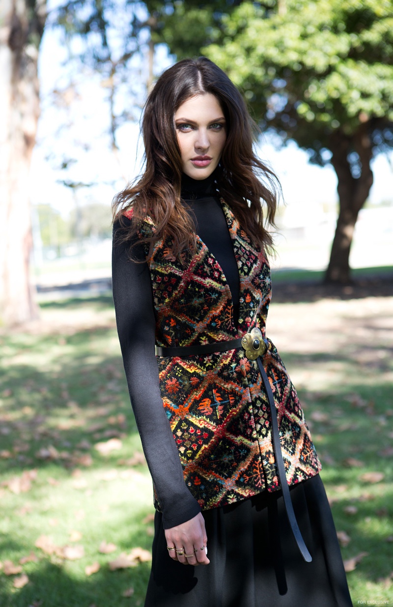 Turtleneck Splendid, Pants BCBG Max Azria Runway, Vest Vintage, Belt Free People, Rings Free People