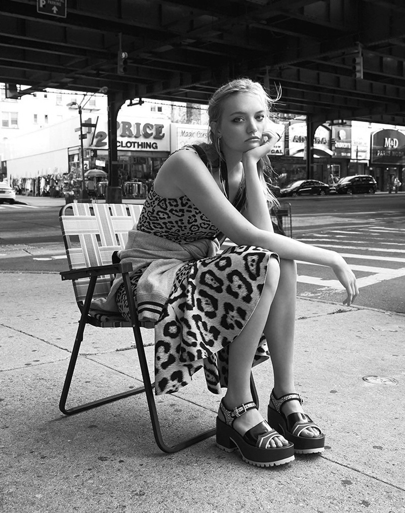 Gemma-Ward-V-Magazine-Winter-2015-Photoshoot9