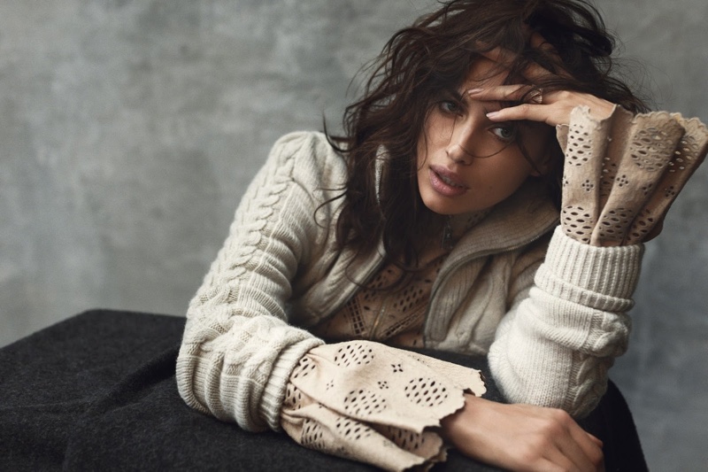 Irina-Shayk-Harpers-Bazaar-Spain-December-2015-Photoshoot05