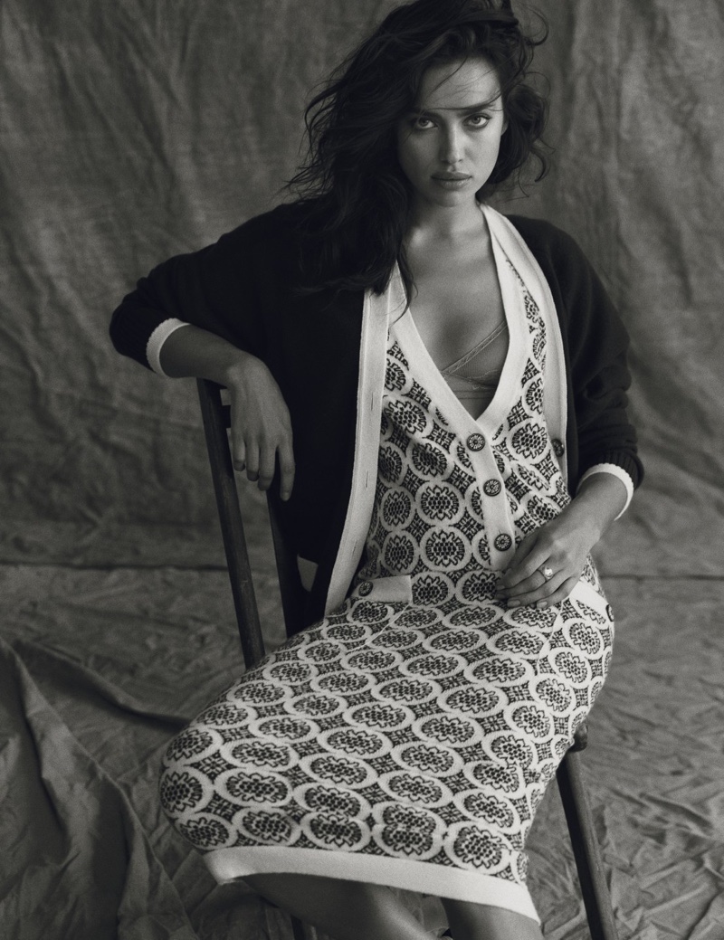Irina-Shayk-Harpers-Bazaar-Spain-December-2015-Photoshoot11