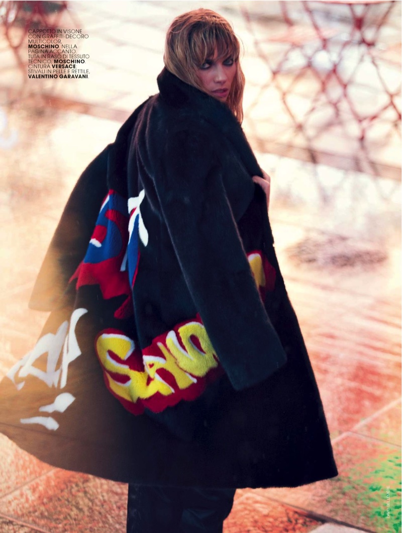 Jessica-Hart-Marie-Claire-Italy-December-2015-Cover-Photoshoot09