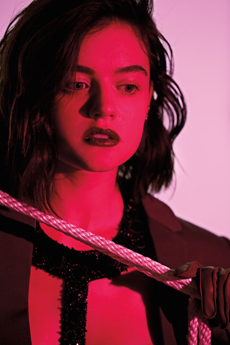 Lucy-Hale-Paper-Magazine-Winter-2015-Cover-Pictures01