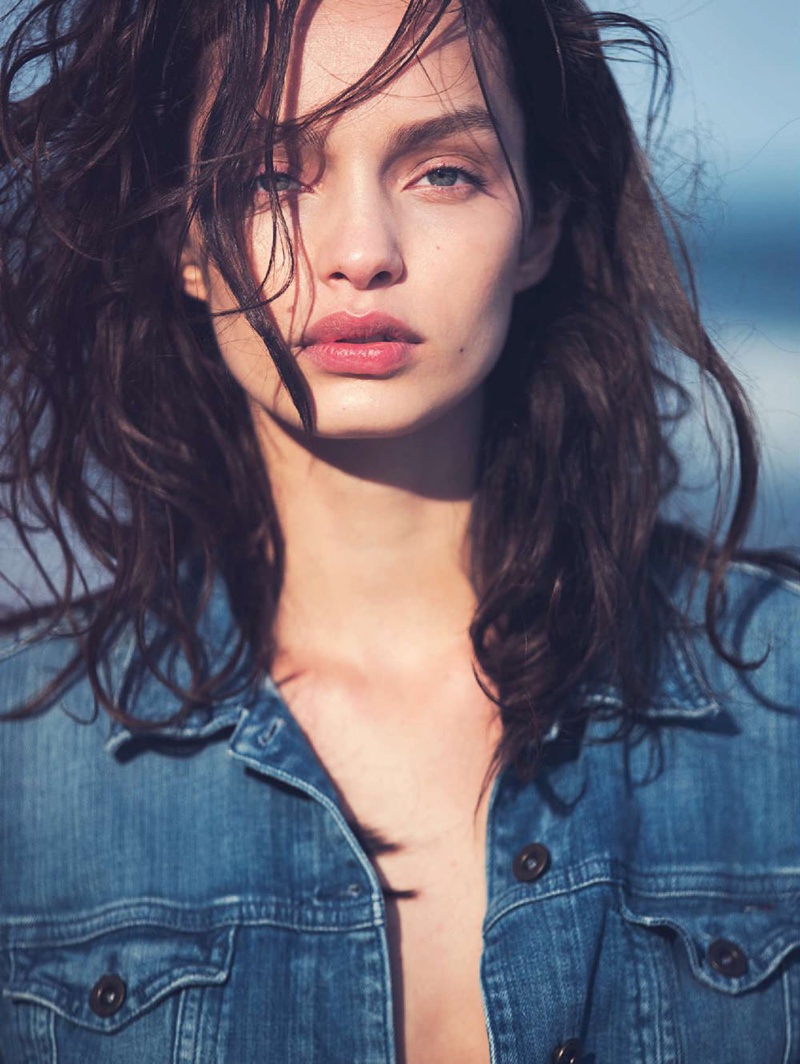 Luma-Grothe-Marie-Claire-Italy-November-2015-Editorial03
