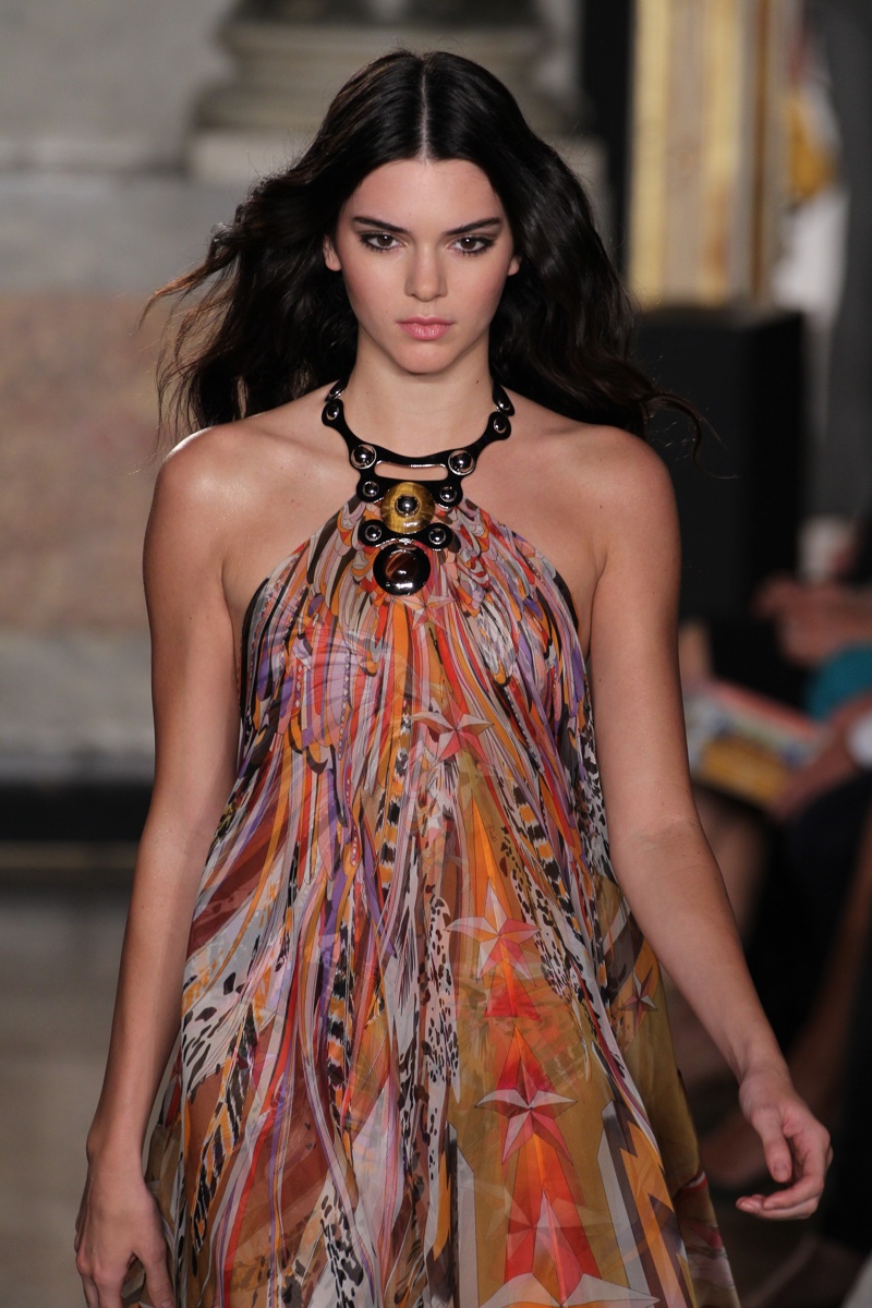 Kendall Jenner Model Runway