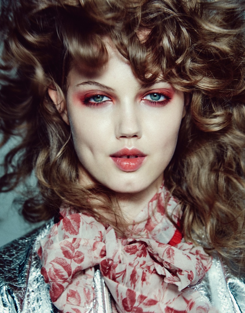 Lindsey Wixson talks to the magazine about truth behind modeling