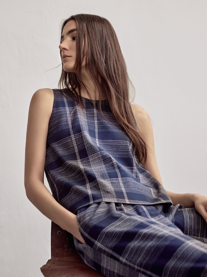 Mango-December-2015-Womens-Lookbook03
