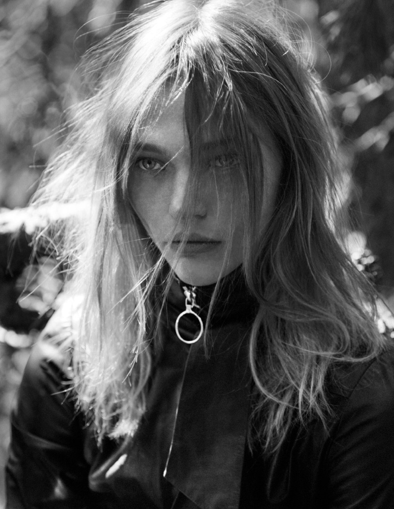 Sasha-Pivovarova-Intermission-Magazine-Fall-Winter-2015-Cover-Pictures07