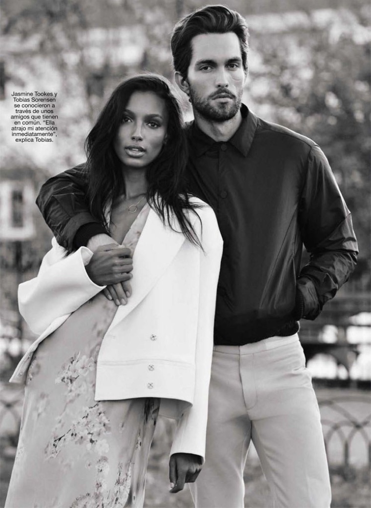 Jasmine and Tobias make a beautiful couple in this black and white snap