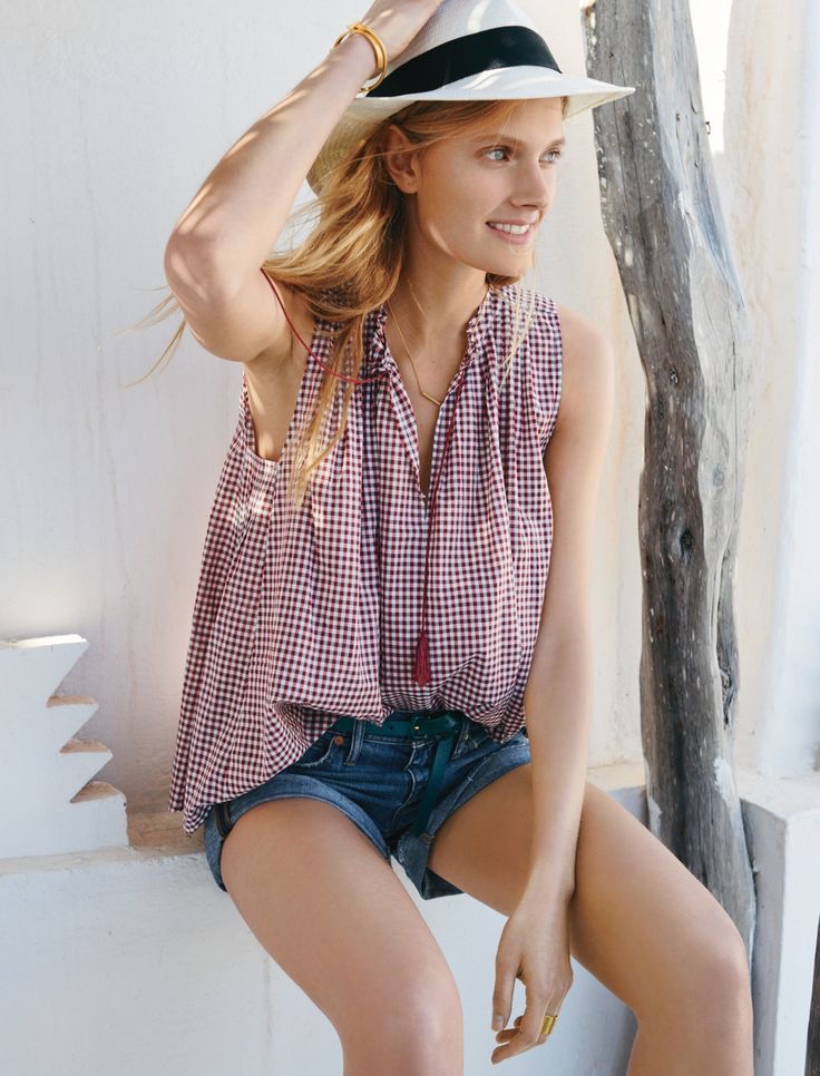Madewell Bellshift Top Worn with the Madewell X Biltmore® Hat and Denim Boyshorts