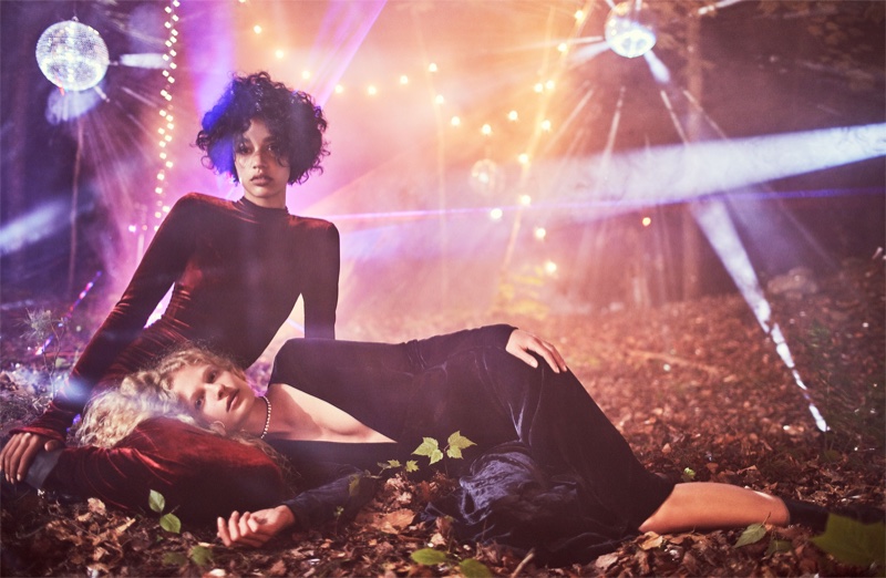 Damaris Goddrie and Fredrikke Sofie wear velvet styles in Zara's fall-winter 2016 campaign