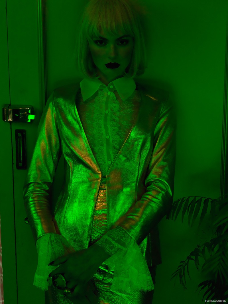 Gold Blazer Torrance, Gold Skirt Torrance, White Shirt Alice McCall, Belt Torrance