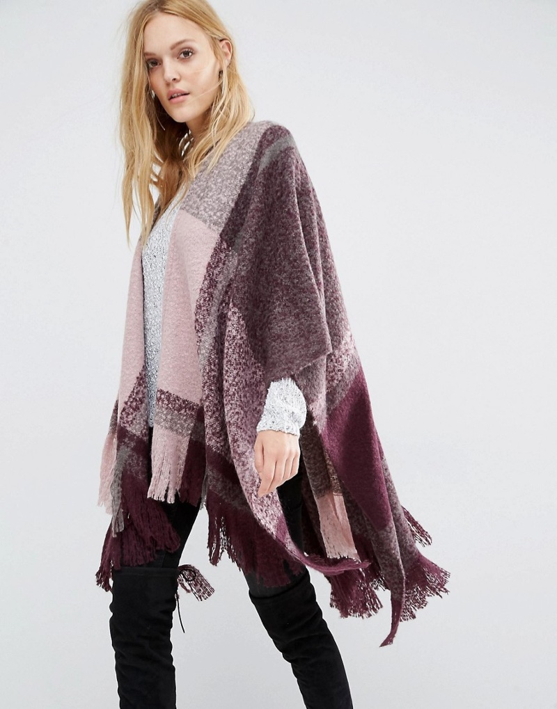 Y.A.S. Mag Poncho in Winetasting