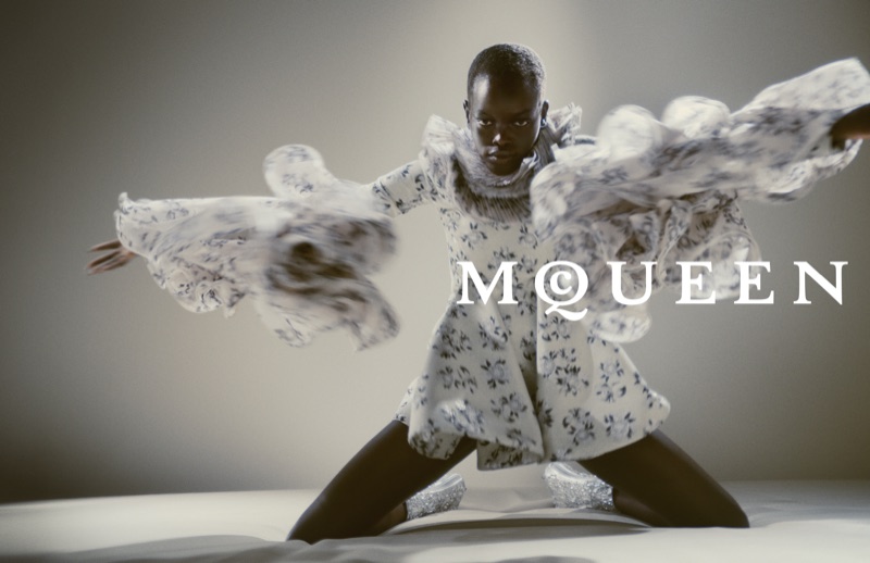 Alexander mcqueen fall winter 2025 campaign06