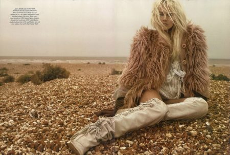 Lisanne de Jong by Miguel Reveriego for Harper's Bazaar UK November 2011 Lisanne de Jong by Miguel Reveriego for Harper's Bazaar UK November 2011