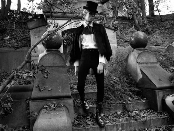 Applications Open for SVA Graduate Fashion Photographer Fall 2012 Course