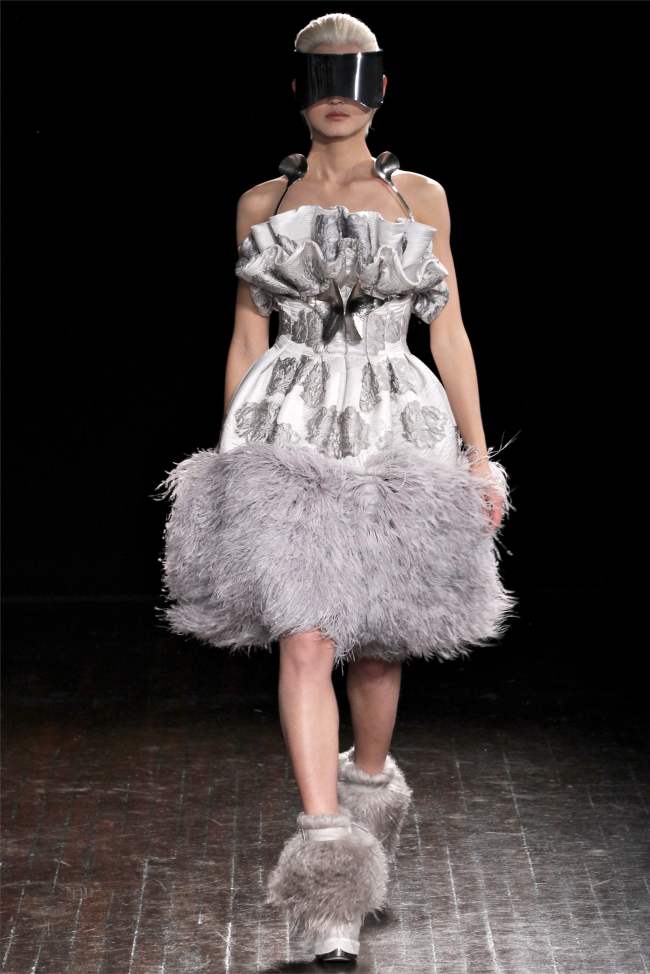 Alexander McQueen Fall 2012 | Paris Fashion Week | Fashion Gone Rogue