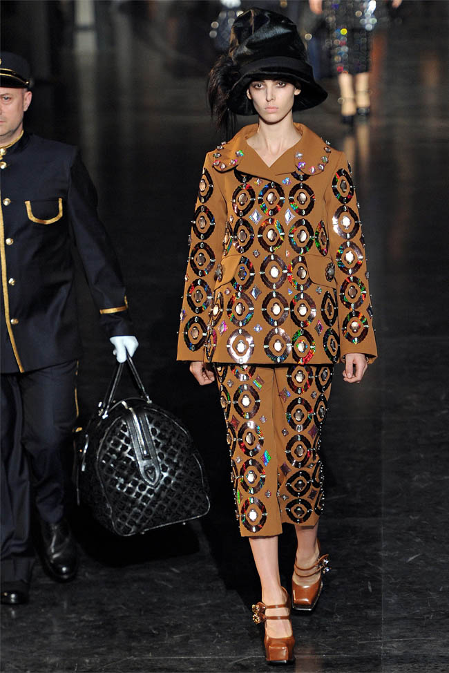 Louis Vuitton Fall 2012 | Paris Fashion Week | Fashion Gone Rogue