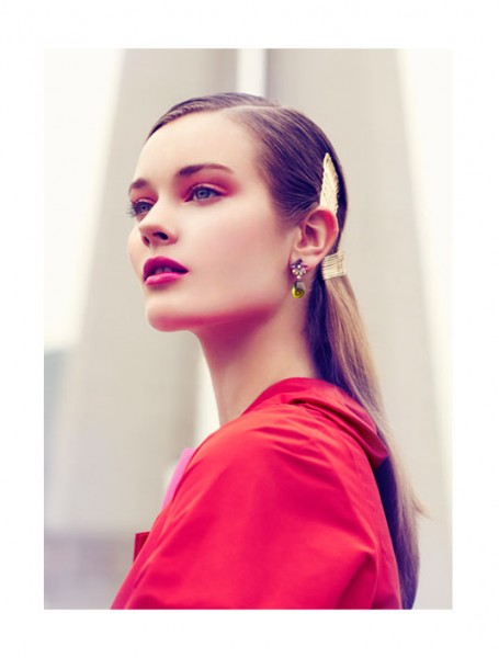 Jac Jagaciak Dons Vibrant Hues for the August Issue of Vogue China by JMN Jac Jagaciak Dons Vibrant Hues for the August Issue of Vogue China by JMN