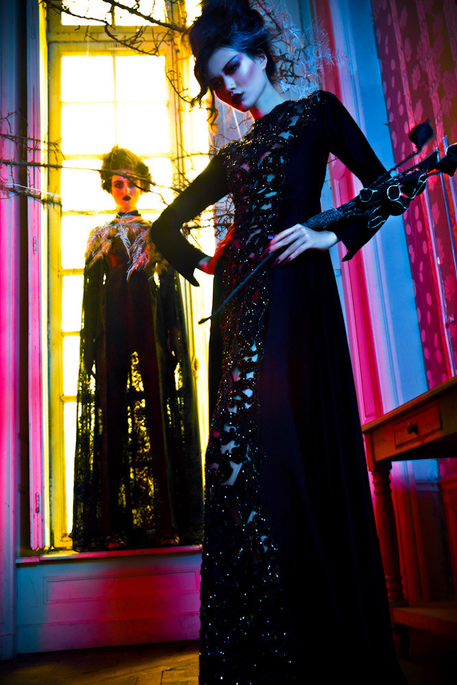 Pauline Van Der Cruysse & Zhu Lin Star in a Couture Fairytale for L’Officiel China by Michelle du Xuan