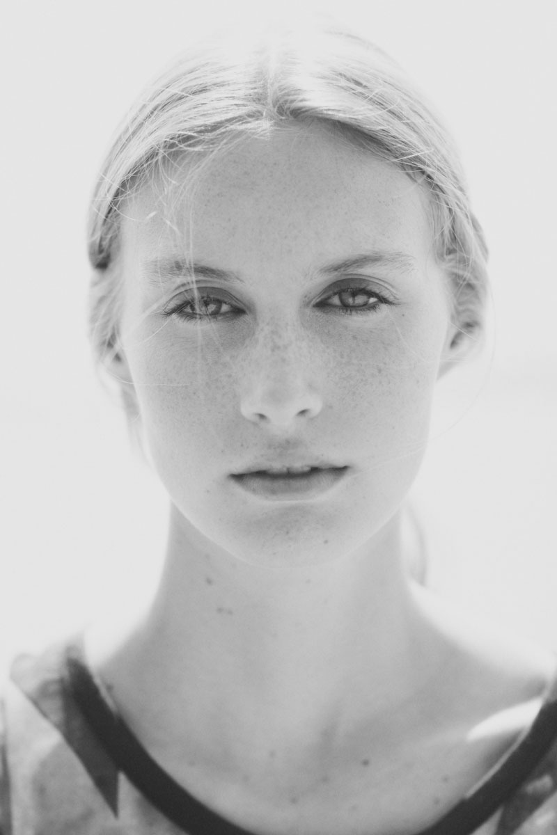 Fresh Face Dauphine Poses for Calope in Black & White