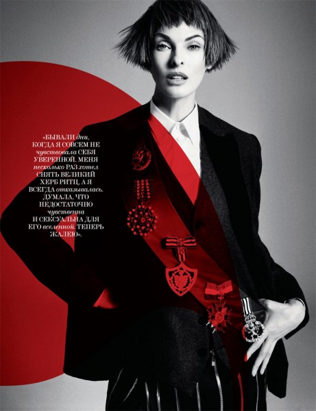 Linda Evangelista Dons Menswear Looks for Interview Russia's September Cover Story Linda Evangelista Dons Menswear Looks for Interview Russia's September Cover Story