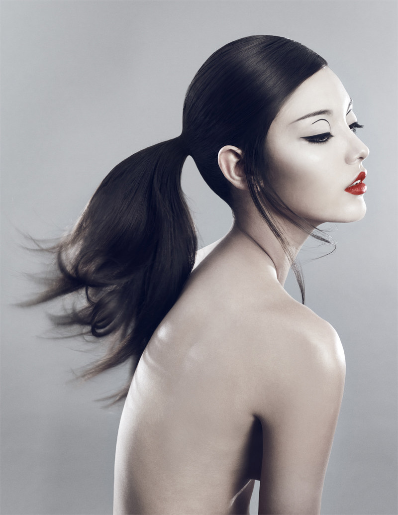 Elsa Andrade Gets Super Sleek for Elle Vietnam, Lensed by Xi Sinsong