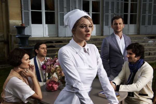 Elle France Enlists David Vasiljevic to Capture "The Great Gatsby", Starring Camille Rowe Elle France Enlists David Vasiljevic to Capture "The Great Gatsby", Starring Camille Rowe