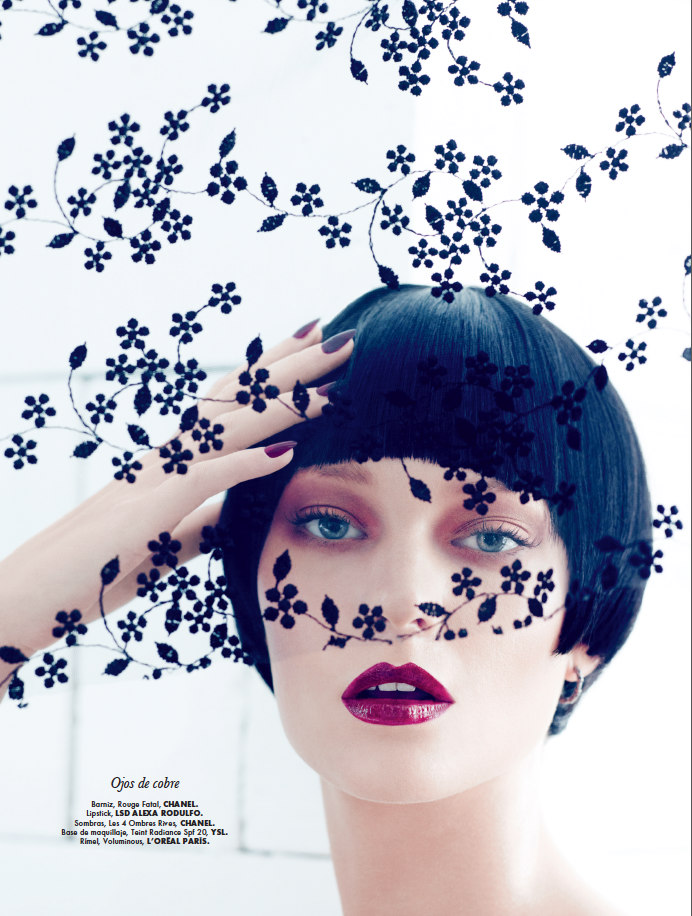 Emre Guven Lenses Romantic Fall Beauty for Elle Mexico October 2012