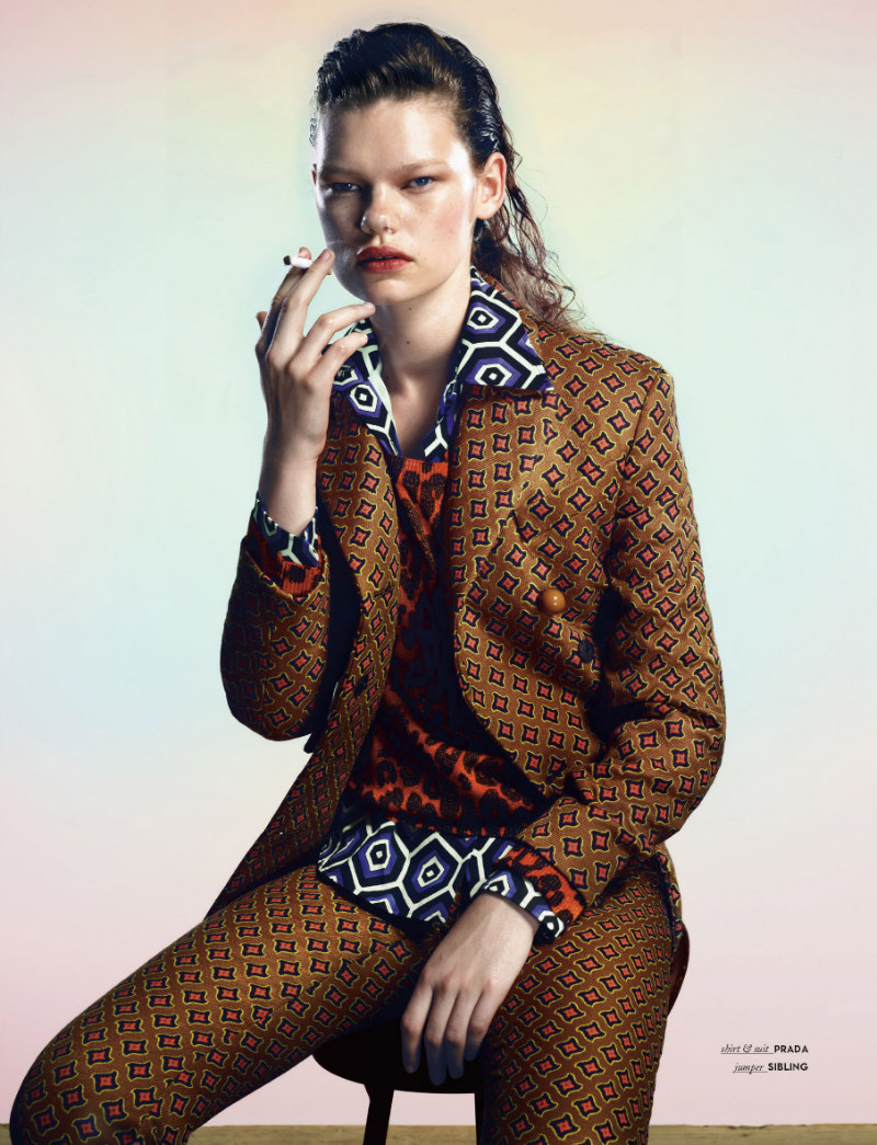 Kelly Mittendorf Gets Comfy in Fall Prints for Vision China by Yasunari Kikuma