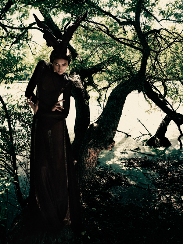 L’Officiel Maroc | Anastasia Krivosheeva & Ksenia Kakhnovich by Alexey Yurenev & Stephanie McNiel