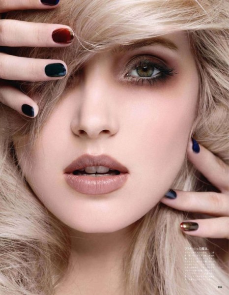 Alexandra Tretter by Eric Maillet for Vogue Nippon January 2011 Alexandra Tretter by Eric Maillet for Vogue Nippon January 2011