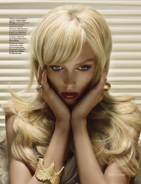 Anja Rubik for Vogue Russia November 2010 by Sølve Sundsbø Anja Rubik for Vogue Russia November 2010 by Sølve Sundsbø