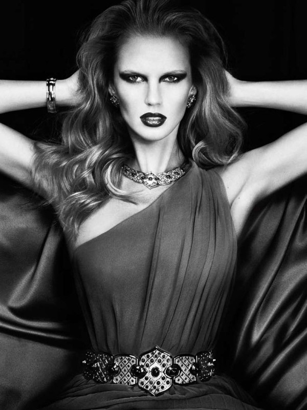 Anne Vyalitsyna for Harper’s Bazaar Spain March 2011 by Txema Yeste