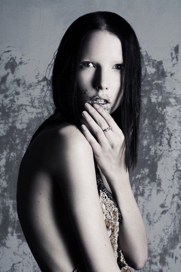 Portrait | Uliana Tikhova by Damon Baker