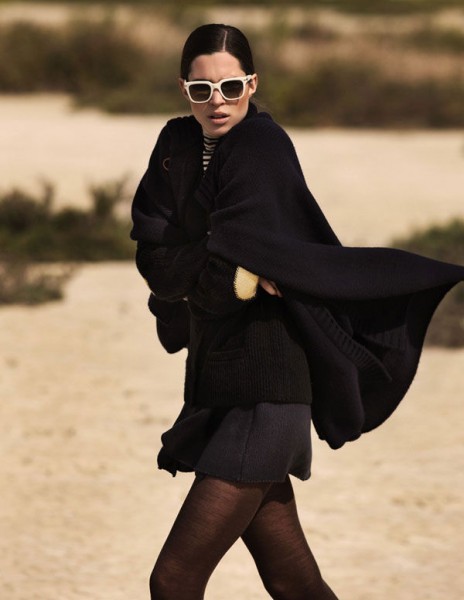 Jovita Miseviciute by Zoltan Tombor in Il Mare d'Inverno | Grazia November 2010 Jovita Miseviciute by Zoltan Tombor in Il Mare d'Inverno | Grazia November 2010