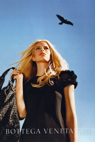 Bottega Veneta Spring 2011 Campaign Preview | Karolina Kurkova by Alex Prager Bottega Veneta Spring 2011 Campaign Preview | Karolina Kurkova by Alex Prager