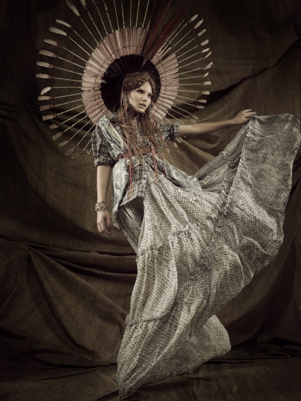 Mayara Rubik Marchi by Renam Christofoletti for Marie Claire Brazil January 2011