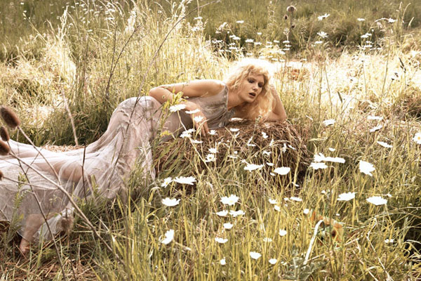 Morning Beauty | Romina Lanaro by Cecile Bortoletti