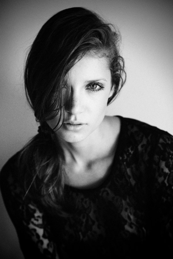 Portrait | Camila Mingori by Josefina Bietti