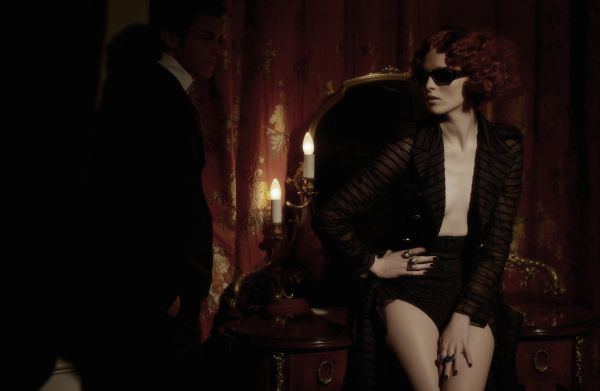 Chanel Resort 2010 Ad Campaign