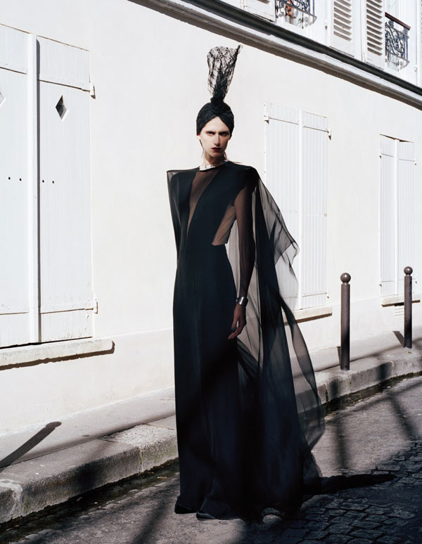 Daiane Conterato for Zoo Fall 2010 by Laetitia Negre