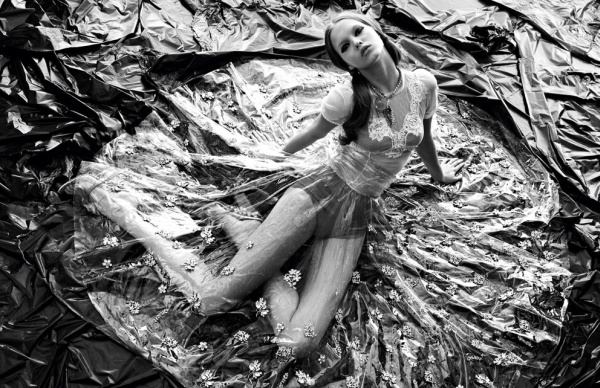 Alana Kuznetsova by David Roemer | Velvet April 2010